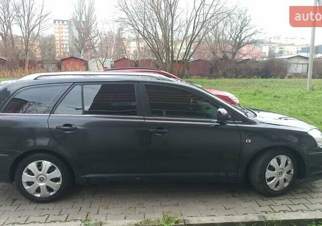 Черный Тойота Авенсис, объемом двигателя 1.8 л и пробегом 254 тыс. км за 5300 $, фото 3 на Automoto.ua