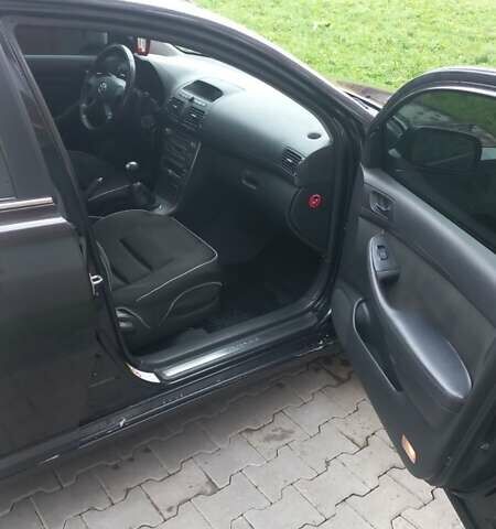 Черный Тойота Авенсис, объемом двигателя 1.8 л и пробегом 254 тыс. км за 5300 $, фото 8 на Automoto.ua