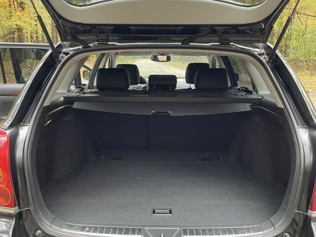 Черный Тойота Авенсис, объемом двигателя 2.2 л и пробегом 220 тыс. км за 3300 $, фото 4 на Automoto.ua