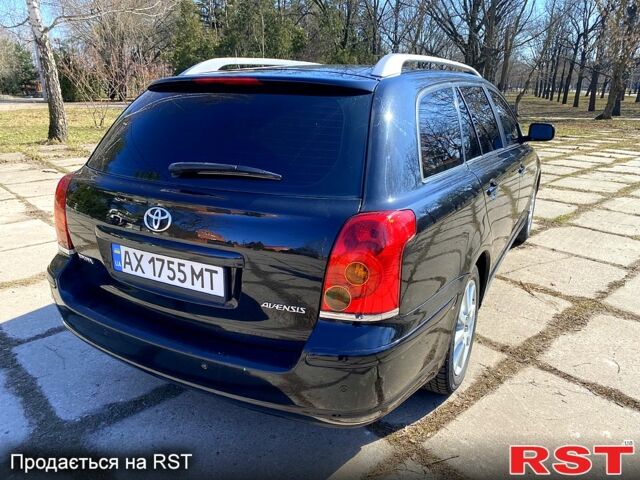 Чорний Тойота Авенсіс, об'ємом двигуна 1.8 л та пробігом 216 тис. км за 5700 $, фото 4 на Automoto.ua