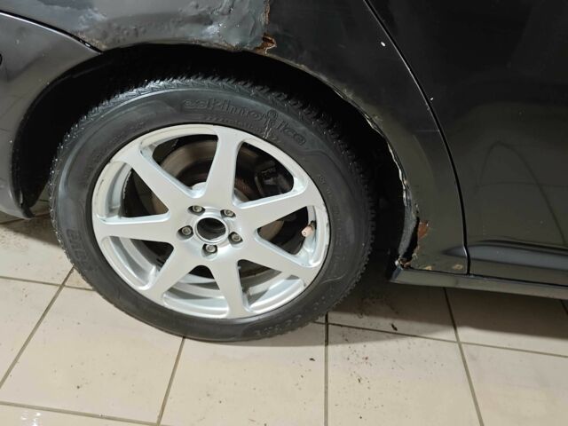 Чорний Тойота Авенсіс, об'ємом двигуна 2 л та пробігом 471 тис. км за 3100 $, фото 8 на Automoto.ua