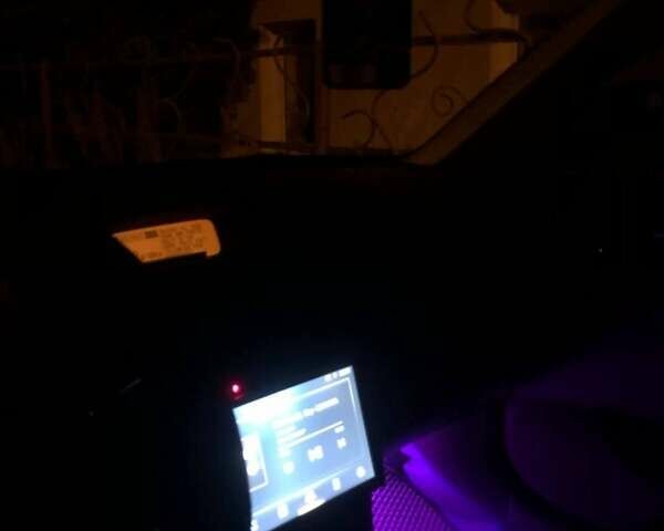 Черный Тойота Авенсис, объемом двигателя 2 л и пробегом 278 тыс. км за 5400 $, фото 10 на Automoto.ua