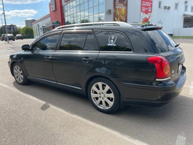 Черный Тойота Авенсис, объемом двигателя 2 л и пробегом 400 тыс. км за 5300 $, фото 3 на Automoto.ua