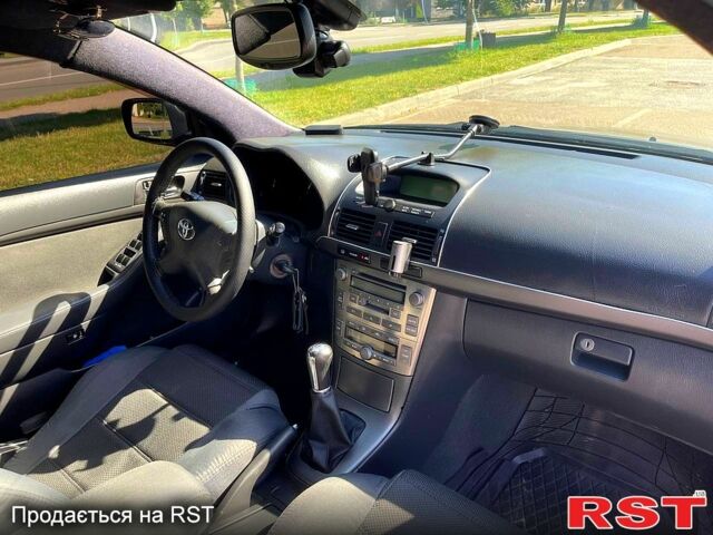 Чорний Тойота Авенсіс, об'ємом двигуна 2 л та пробігом 264 тис. км за 5400 $, фото 3 на Automoto.ua