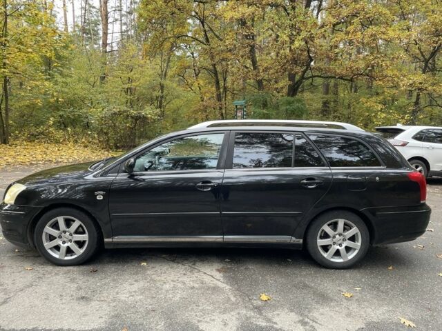 Черный Тойота Авенсис, объемом двигателя 2.2 л и пробегом 220 тыс. км за 3300 $, фото 2 на Automoto.ua