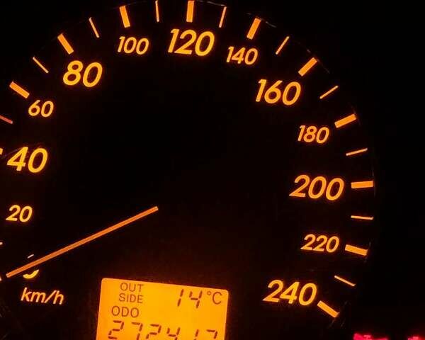 Черный Тойота Авенсис, объемом двигателя 2 л и пробегом 278 тыс. км за 5400 $, фото 7 на Automoto.ua