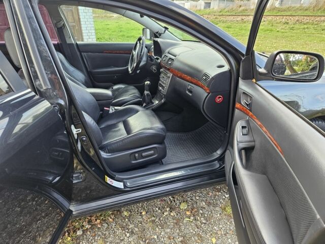 Черный Тойота Авенсис, объемом двигателя 2 л и пробегом 350 тыс. км за 2350 $, фото 8 на Automoto.ua