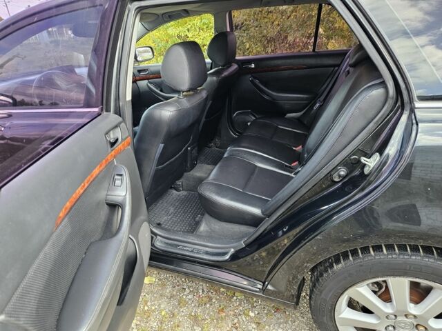 Черный Тойота Авенсис, объемом двигателя 2 л и пробегом 350 тыс. км за 2350 $, фото 14 на Automoto.ua