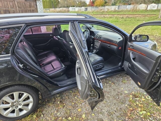 Черный Тойота Авенсис, объемом двигателя 2 л и пробегом 350 тыс. км за 2350 $, фото 6 на Automoto.ua