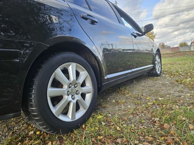 Черный Тойота Авенсис, объемом двигателя 2 л и пробегом 350 тыс. км за 2350 $, фото 5 на Automoto.ua