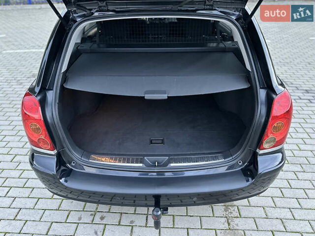 Черный Тойота Авенсис, объемом двигателя 1.8 л и пробегом 160 тыс. км за 6900 $, фото 51 на Automoto.ua