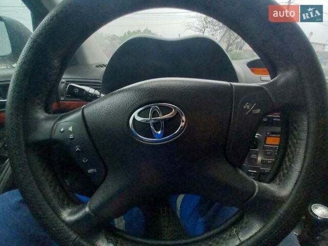 Чорний Тойота Авенсіс, об'ємом двигуна 2.2 л та пробігом 300 тис. км за 5500 $, фото 7 на Automoto.ua