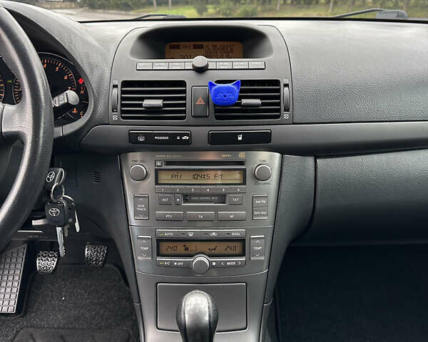 Черный Тойота Авенсис, объемом двигателя 1.8 л и пробегом 160 тыс. км за 6750 $, фото 36 на Automoto.ua