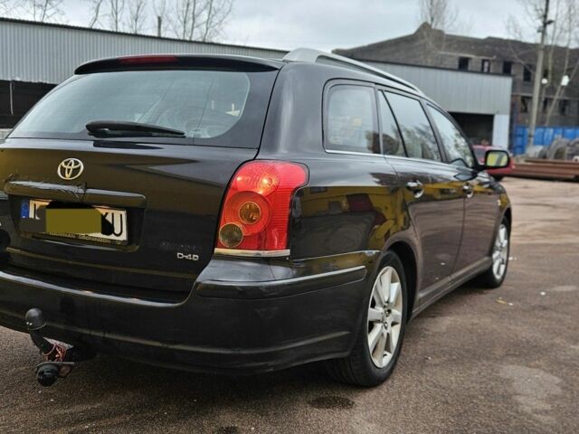 Черный Тойота Авенсис, объемом двигателя 2 л и пробегом 327 тыс. км за 2607 $, фото 7 на Automoto.ua