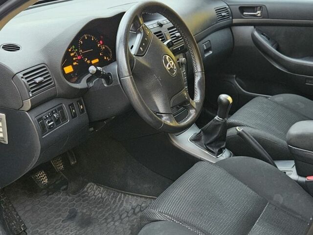 Черный Тойота Авенсис, объемом двигателя 2 л и пробегом 327 тыс. км за 2607 $, фото 20 на Automoto.ua