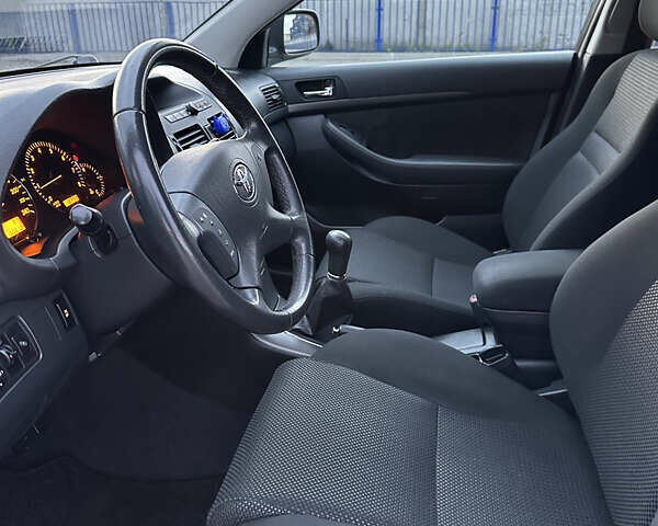 Черный Тойота Авенсис, объемом двигателя 1.8 л и пробегом 160 тыс. км за 6900 $, фото 21 на Automoto.ua