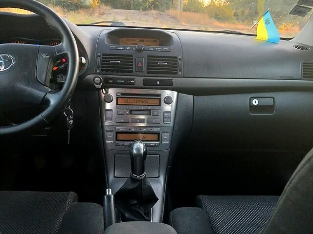 Черный Тойота Авенсис, объемом двигателя 2 л и пробегом 0 тыс. км за 4350 $, фото 9 на Automoto.ua