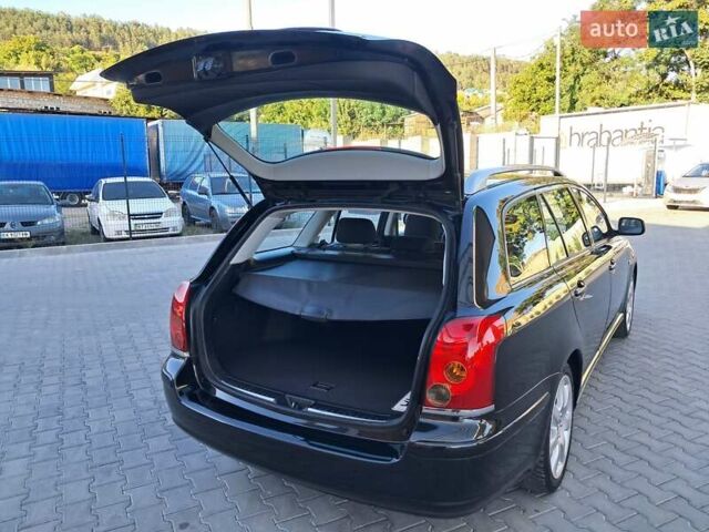 Черный Тойота Авенсис, объемом двигателя 2 л и пробегом 215 тыс. км за 5850 $, фото 47 на Automoto.ua