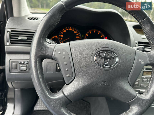 Черный Тойота Авенсис, объемом двигателя 1.8 л и пробегом 160 тыс. км за 6750 $, фото 31 на Automoto.ua