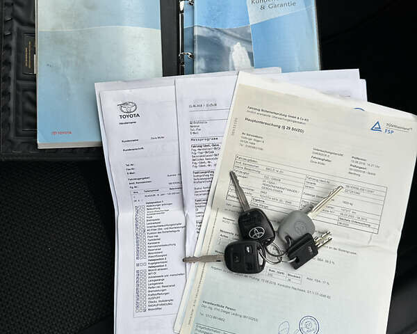 Черный Тойота Авенсис, объемом двигателя 1.8 л и пробегом 160 тыс. км за 6750 $, фото 51 на Automoto.ua