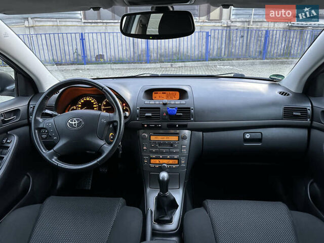 Черный Тойота Авенсис, объемом двигателя 1.8 л и пробегом 160 тыс. км за 6900 $, фото 32 на Automoto.ua