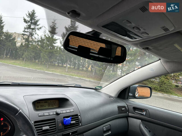 Черный Тойота Авенсис, объемом двигателя 1.8 л и пробегом 160 тыс. км за 6750 $, фото 40 на Automoto.ua