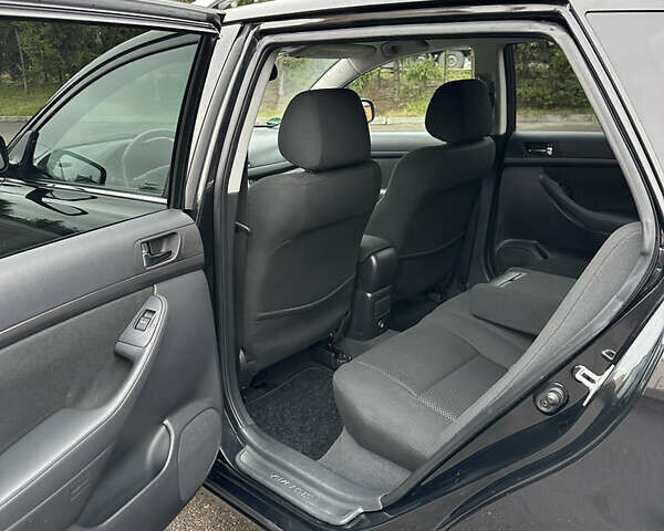 Черный Тойота Авенсис, объемом двигателя 1.8 л и пробегом 160 тыс. км за 6750 $, фото 45 на Automoto.ua