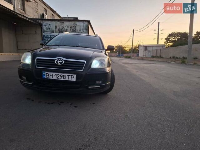 Чорний Тойота Авенсіс, об'ємом двигуна 2.2 л та пробігом 300 тис. км за 5500 $, фото 1 на Automoto.ua