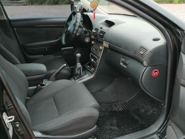 Черный Тойота Авенсис, объемом двигателя 0 л и пробегом 340 тыс. км за 6000 $, фото 5 на Automoto.ua