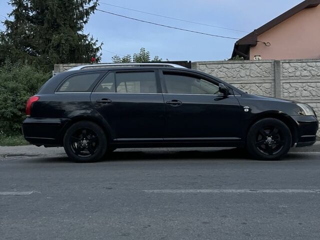 Черный Тойота Авенсис, объемом двигателя 2 л и пробегом 215 тыс. км за 5300 $, фото 2 на Automoto.ua