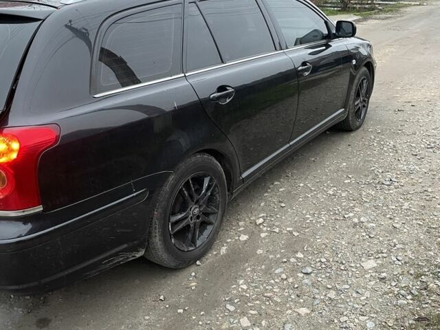 Черный Тойота Авенсис, объемом двигателя 2 л и пробегом 230 тыс. км за 3300 $, фото 3 на Automoto.ua
