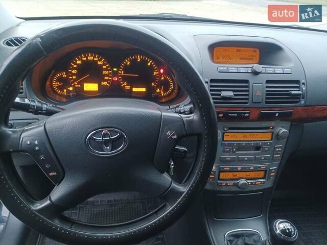 Чорний Тойота Авенсіс, об'ємом двигуна 2.23 л та пробігом 300 тис. км за 5900 $, фото 10 на Automoto.ua
