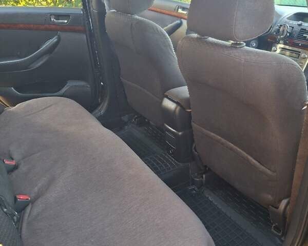 Чорний Тойота Авенсіс, об'ємом двигуна 2.23 л та пробігом 325 тис. км за 6200 $, фото 3 на Automoto.ua