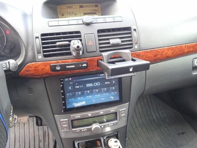 Чорний Тойота Авенсіс, об'ємом двигуна 2.2 л та пробігом 323 тис. км за 5500 $, фото 17 на Automoto.ua