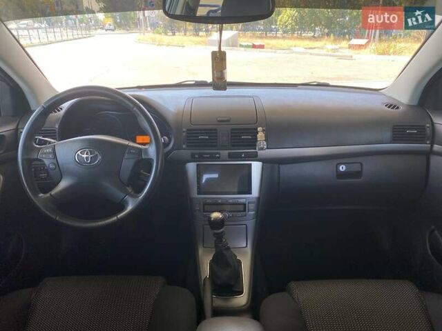 Черный Тойота Авенсис, объемом двигателя 2 л и пробегом 309 тыс. км за 7100 $, фото 18 на Automoto.ua