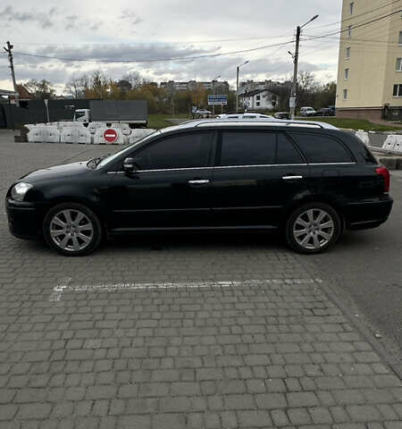 Черный Тойота Авенсис, объемом двигателя 1.79 л и пробегом 303 тыс. км за 5500 $, фото 4 на Automoto.ua