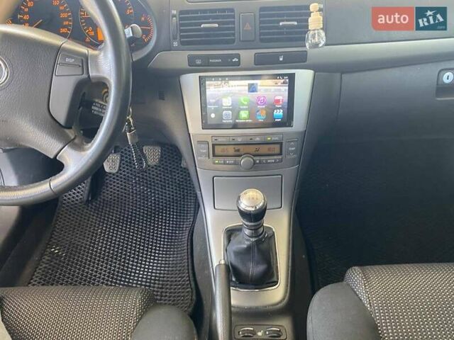 Черный Тойота Авенсис, объемом двигателя 2 л и пробегом 309 тыс. км за 7100 $, фото 20 на Automoto.ua