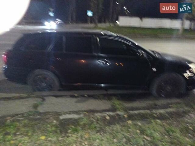 Черный Тойота Авенсис, объемом двигателя 2 л и пробегом 237 тыс. км за 2500 $, фото 4 на Automoto.ua