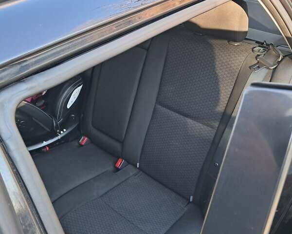 Чорний Тойота Авенсіс, об'ємом двигуна 2.2 л та пробігом 248 тис. км за 6650 $, фото 14 на Automoto.ua