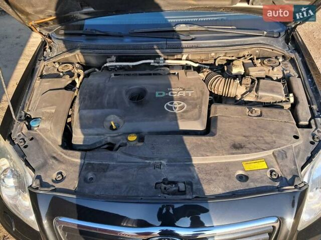 Чорний Тойота Авенсіс, об'ємом двигуна 2.2 л та пробігом 248 тис. км за 6650 $, фото 5 на Automoto.ua