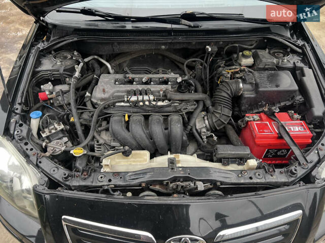 Черный Тойота Авенсис, объемом двигателя 1.79 л и пробегом 414 тыс. км за 5700 $, фото 6 на Automoto.ua