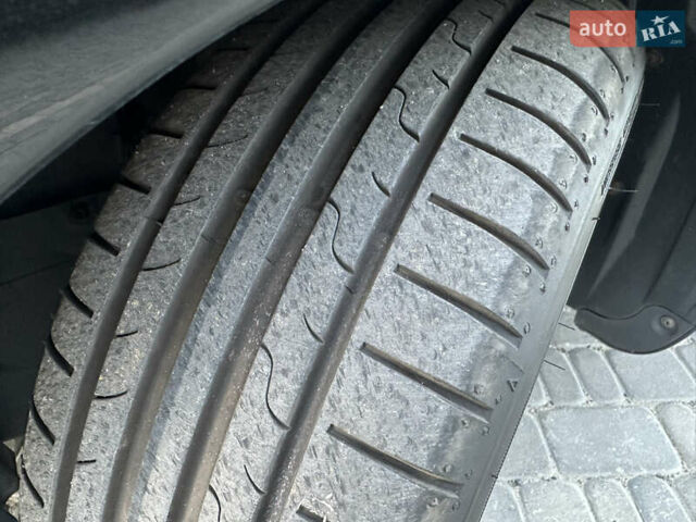 Черный Тойота Авенсис, объемом двигателя 1.8 л и пробегом 227 тыс. км за 7699 $, фото 7 на Automoto.ua