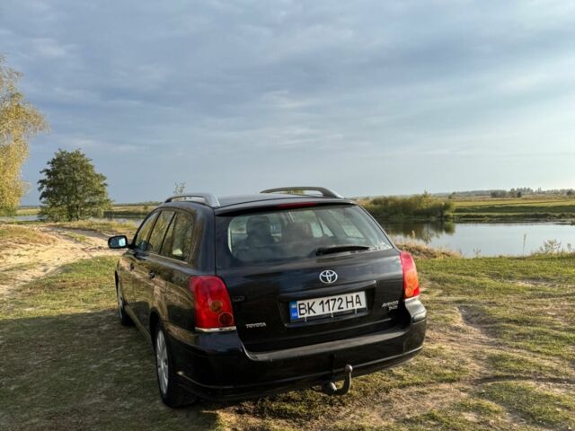 Чорний Тойота Авенсіс, об'ємом двигуна 2.2 л та пробігом 363 тис. км за 5850 $, фото 4 на Automoto.ua