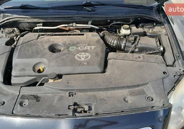 Черный Тойота Авенсис, объемом двигателя 2.2 л и пробегом 340 тыс. км за 6300 $, фото 6 на Automoto.ua