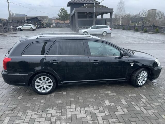 Черный Тойота Авенсис, объемом двигателя 2.2 л и пробегом 276 тыс. км за 8200 $, фото 4 на Automoto.ua