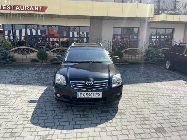 Черный Тойота Авенсис, объемом двигателя 2.2 л и пробегом 320 тыс. км за 6100 $, фото 1 на Automoto.ua