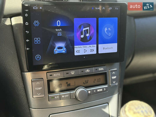 Чорний Тойота Авенсіс, об'ємом двигуна 2 л та пробігом 296 тис. км за 6200 $, фото 28 на Automoto.ua