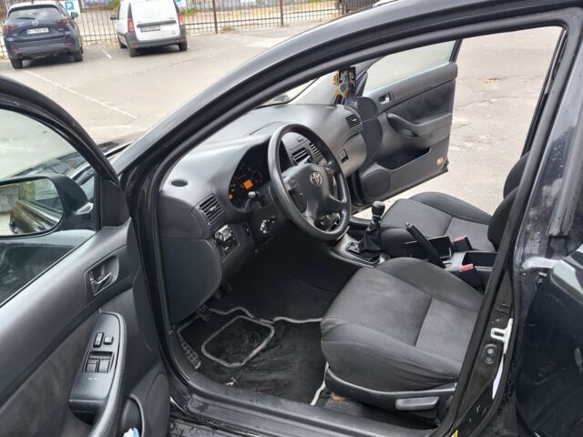 Черный Тойота Авенсис, объемом двигателя 2 л и пробегом 446 тыс. км за 2450 $, фото 10 на Automoto.ua