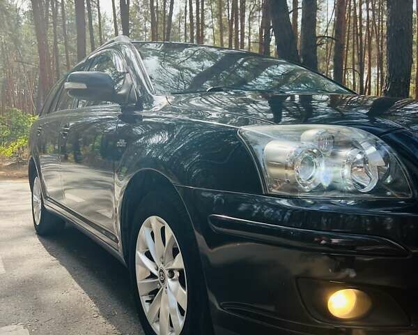 Черный Тойота Авенсис, объемом двигателя 2.2 л и пробегом 376 тыс. км за 6800 $, фото 2 на Automoto.ua