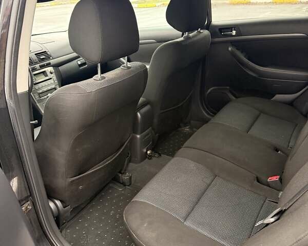 Черный Тойота Авенсис, объемом двигателя 2 л и пробегом 360 тыс. км за 6200 $, фото 8 на Automoto.ua